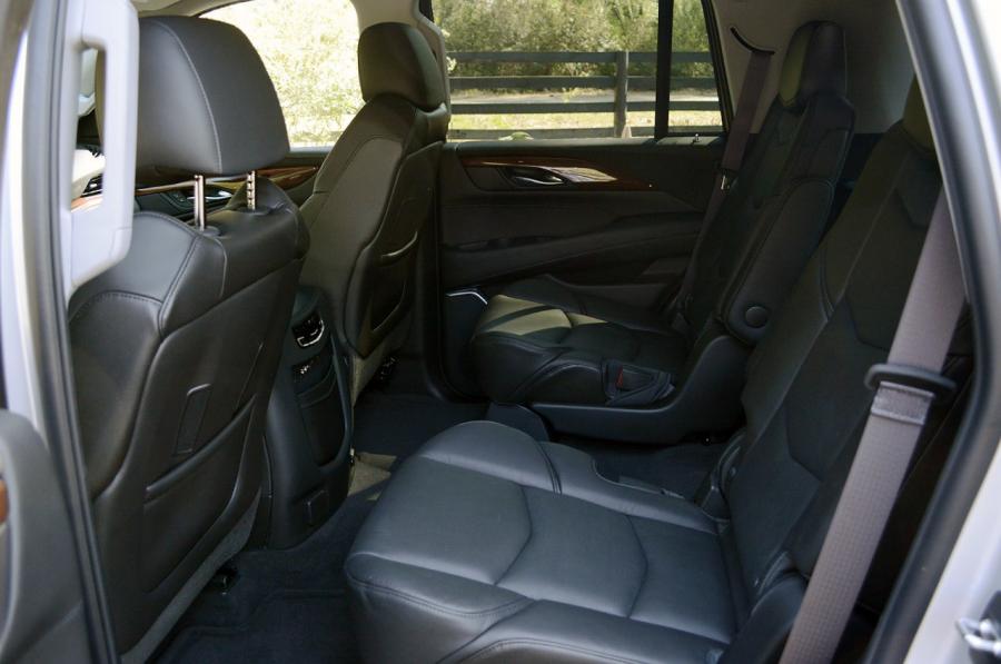  Cadillac Escalade 2015 года  (фото 73 из 91)